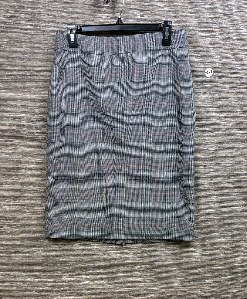 Chaps Plaid Pencil Skirt Womens Size 6 Black White Regular Straight Knee Length